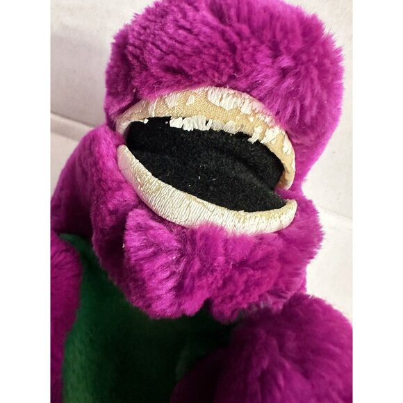 Lyons Group 1993 Barney The Purple Dinosaur Hand Puppet Kids Plush Embroidery - Picture 7 of 7